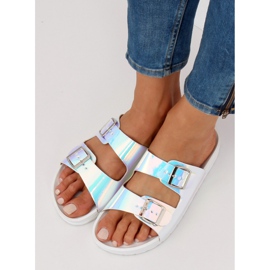 Blanc BG28P Pantoufles essence blanches 1