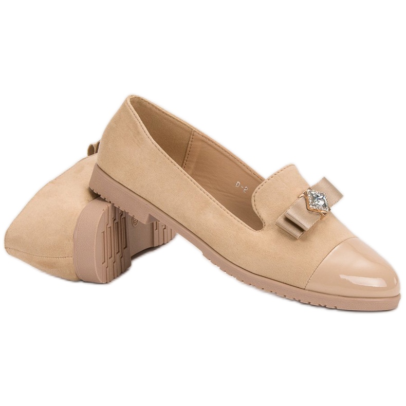 Seigneurs au nez vernis brun 2