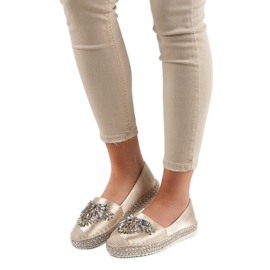 Espadrilles Dorées Avec Ornements 1