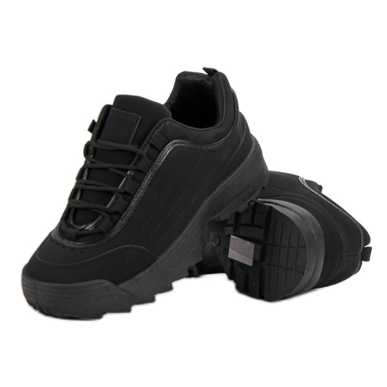 Baskets sur la plate-forme noir 2