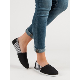 Baskets légères à enfiler blanc noir 1