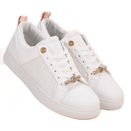 Chaussures de sport blanches 1