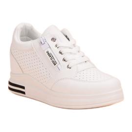 Baskets blanches à la mode 6