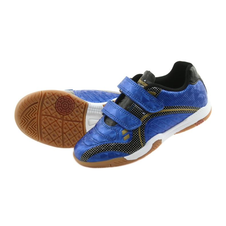 Salle de sport couverte American Club Royal noir bleu jaune 5