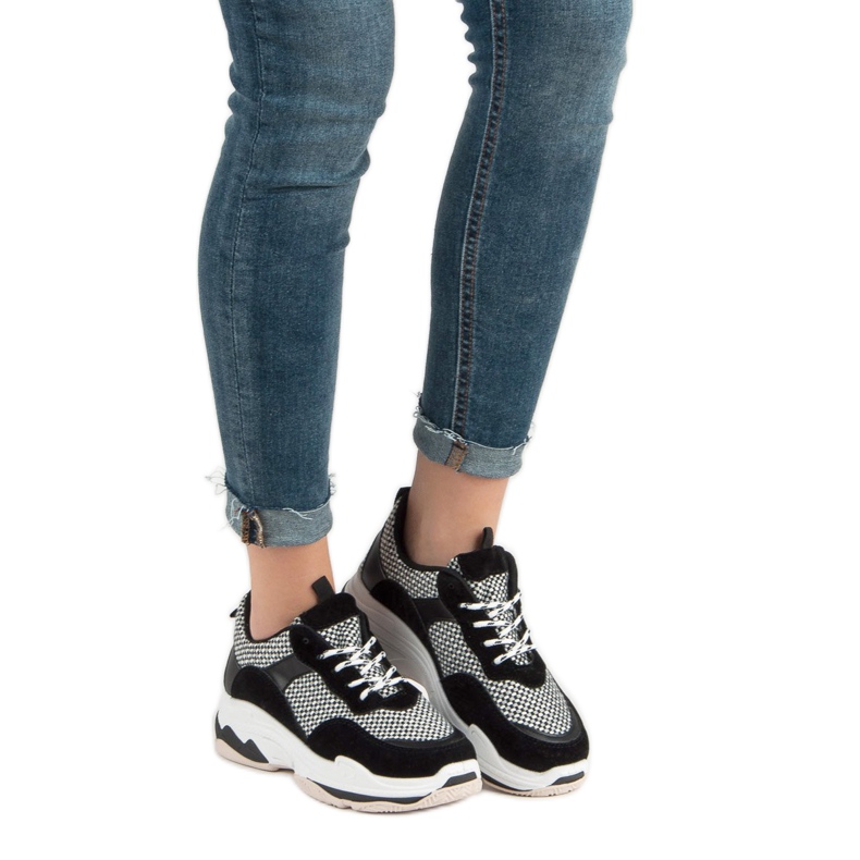 Kylie Baskets sur la plate-forme noir 1