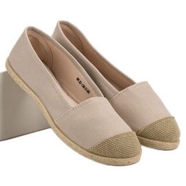 Espadrilles beiges à la mode 1