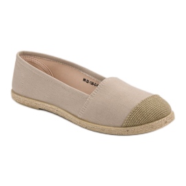 Espadrilles beiges à la mode 4