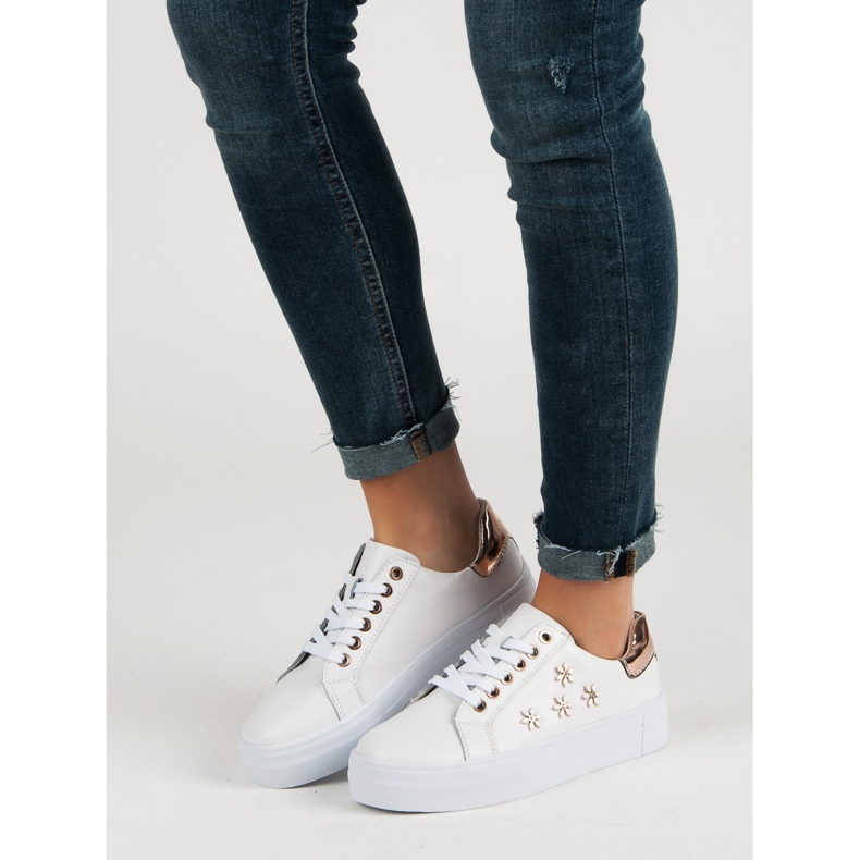 Filippo Chaussures de sport en cuir avec des fleurs blanche 1