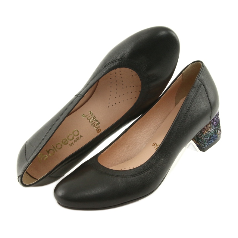 Arka Pompes en cuir pour femmes noires 5627 4
