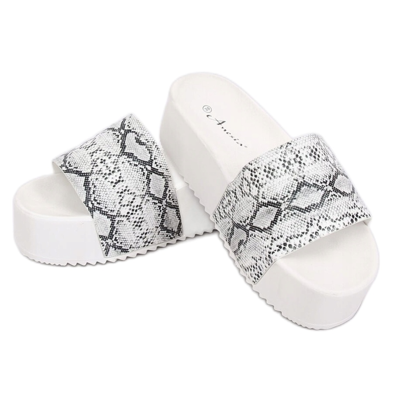 Chaussons N-32 White Snake à semelles hautes blanc 2
