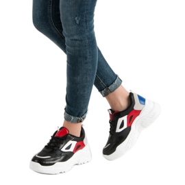 Baskets sur la plate-forme noir 2