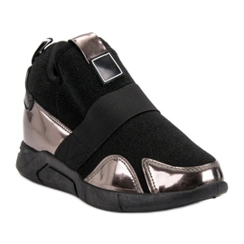 Baskets compensées à enfiler le noir 4