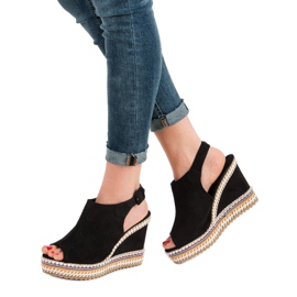 Nio Nio Sandales compensées assemblées noir 1