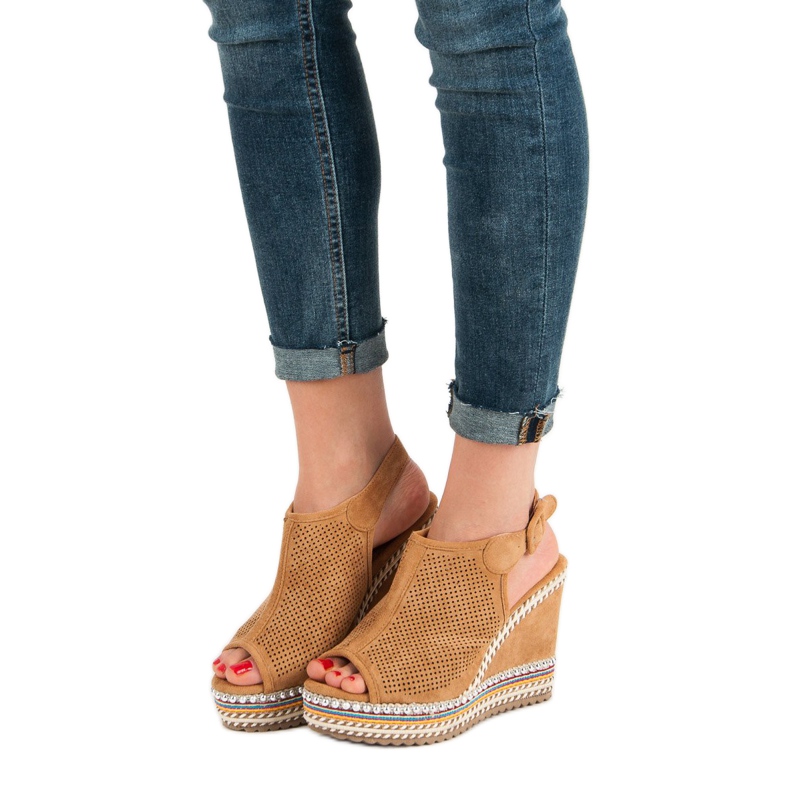 Nio Nio Sandales compensées assemblées brun 1