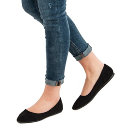 Ch. Creation Ballerine Noire En Spitz le noir 4