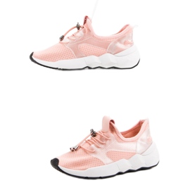 Chaussures de sport rose 1
