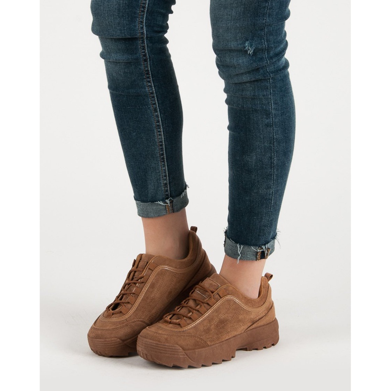 Baskets en daim camel brun 1