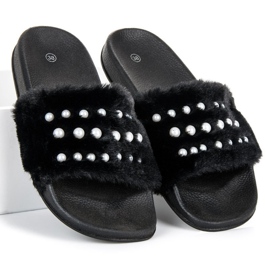Chaussons Avec Fourrure Et Perles noir 1