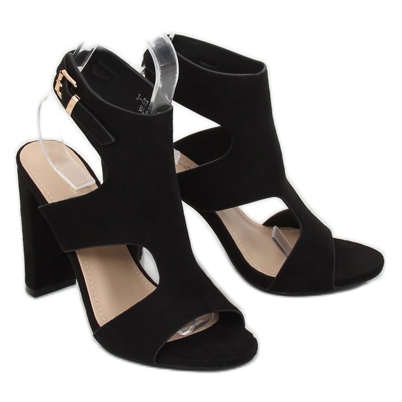 Sandales noires sur le poteau J-8711 Noir le noir 1