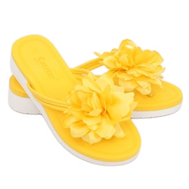 Tongs jaunes avec une fleur CK103 Jaune 1