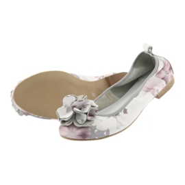 Ballerinas féminines Gianmarko avec des fleurs 92/82 Blanc 3