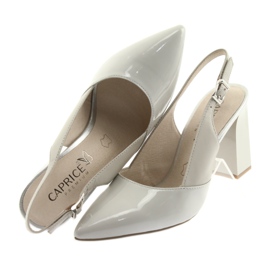 Sandales grises pour femmes sur le poteau Caprice 29604 6