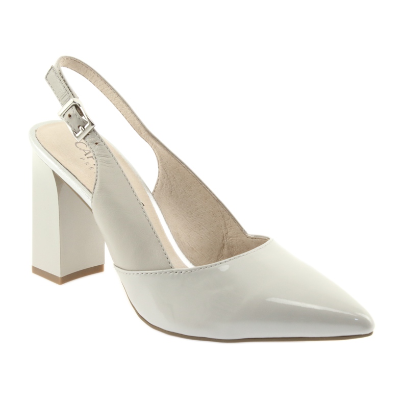 Sandales grises pour femmes sur le poteau Caprice 29604 1