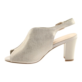 Sandales sur le poste de Sergio Leone 812 beige doré 2