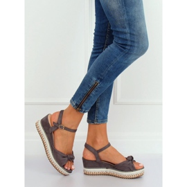 Sandales grises à talon compensé B126 Gris 1 Sandales grises à talon compensé B126 Gris 1