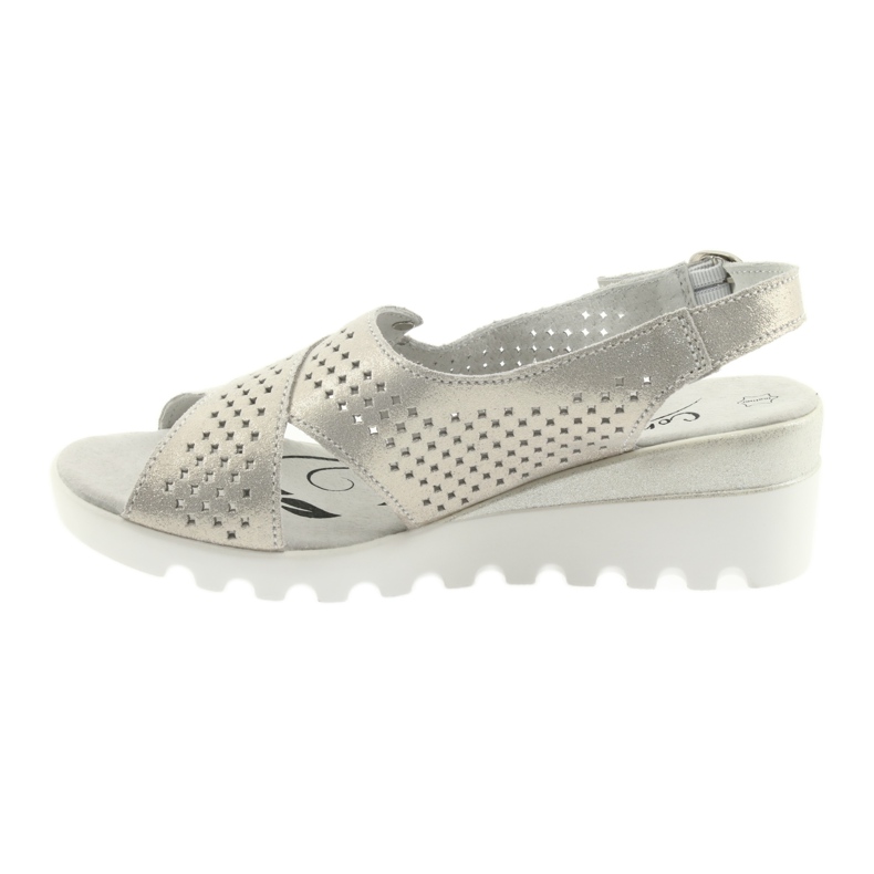 Sandales dorées pour femmes sur le coin Filippo 729 1