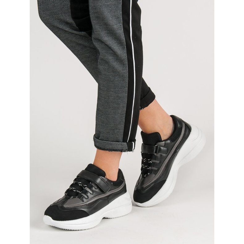 Baskets noires à la mode le noir 1