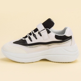 Baskets à la mode BLANC ET NOIR blanche le noir 1