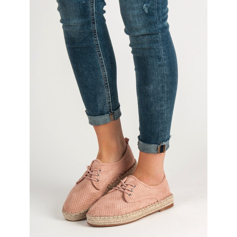 Small Swan Richelieus en daim ajouré rose 1