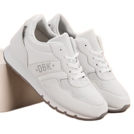 SHELOVET Chaussures de sport pour femmes blanche 1 SHELOVET Chaussures de sport pour femmes blanche 1