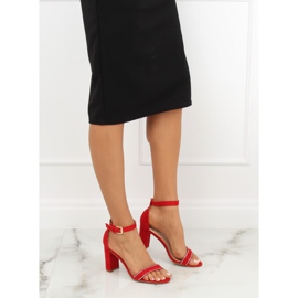 Sandales sur le poteau rouge A8020 Rouge 1 Sandales sur le poteau rouge A8020 Rouge 1