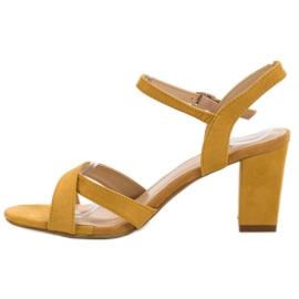 Annalisa Sandales moutarde jaune 3