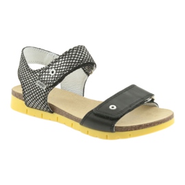 Bartek Sandales en cuir des filles 59183 noir avec motif le noir 1