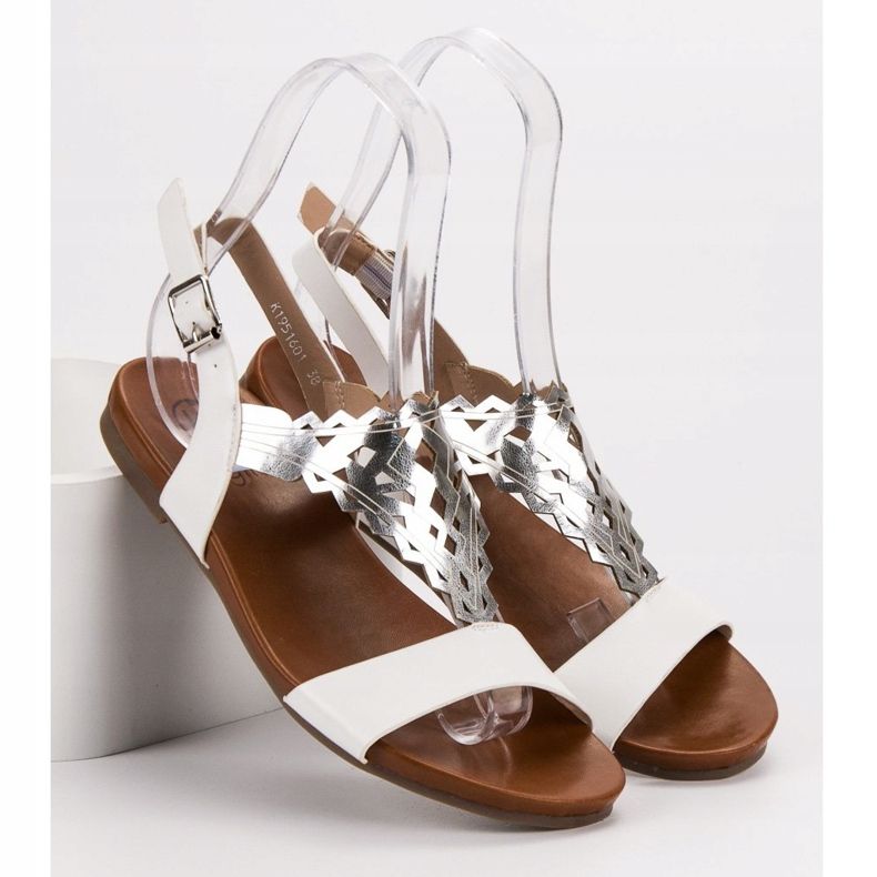 Kylie Sandales plates élégantes blanche 1 Kylie Sandales plates élégantes blanche 1