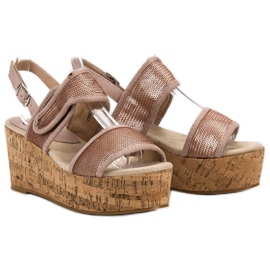 Kylie Sandales Velcro rose 1