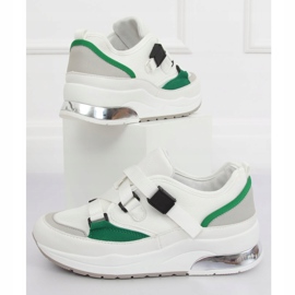 Chaussures de sport blanches 8801 Blanc vert 1