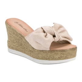 Bello Star Sandales compensées en daim beige 2