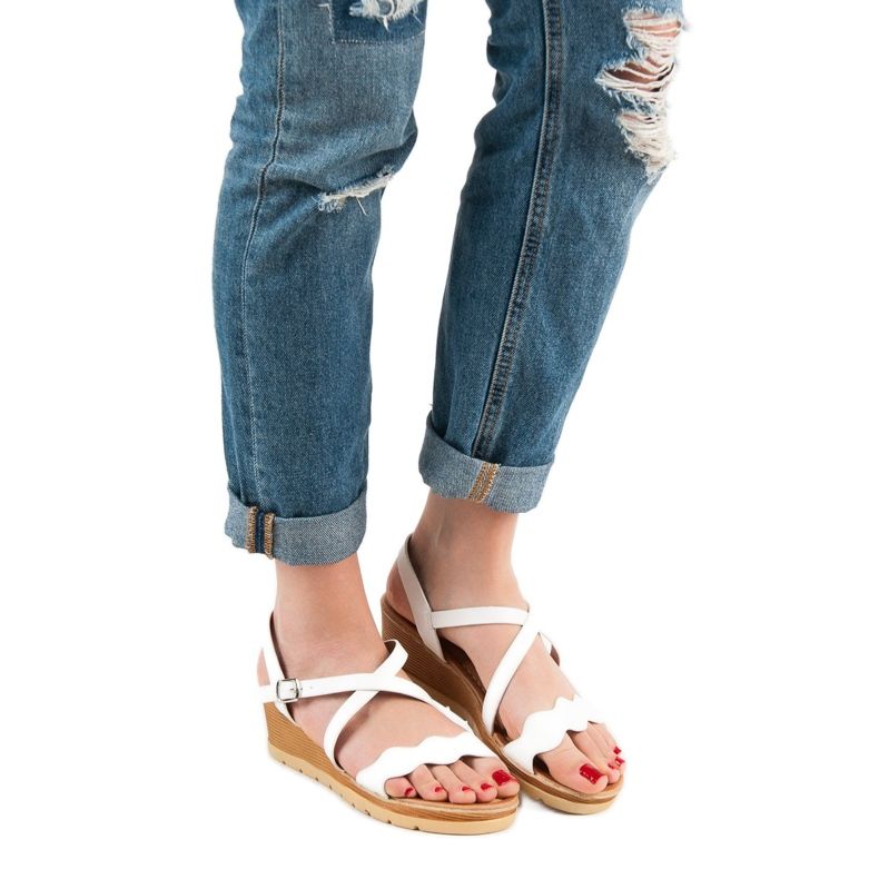 Best Shoes Sandales compensées blanches 2