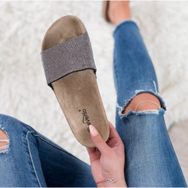 Evento Pantoufles Avec Cristaux gris 1 Evento Pantoufles Avec Cristaux gris 1