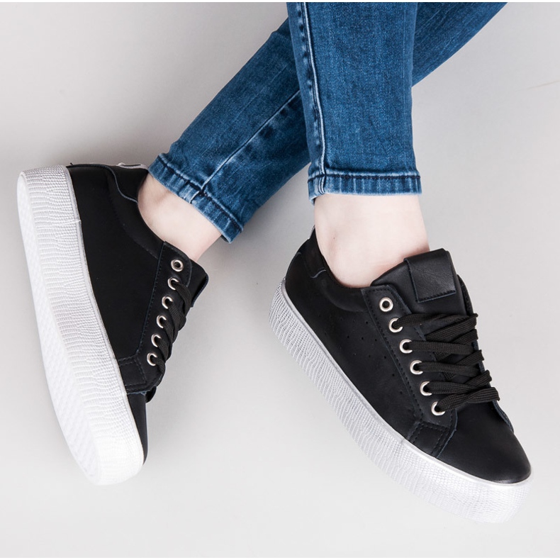 Baskets noires le noir 1