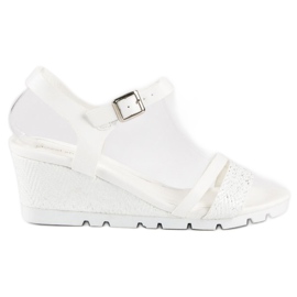 Ideal Shoes Sandales compensées blanches 1