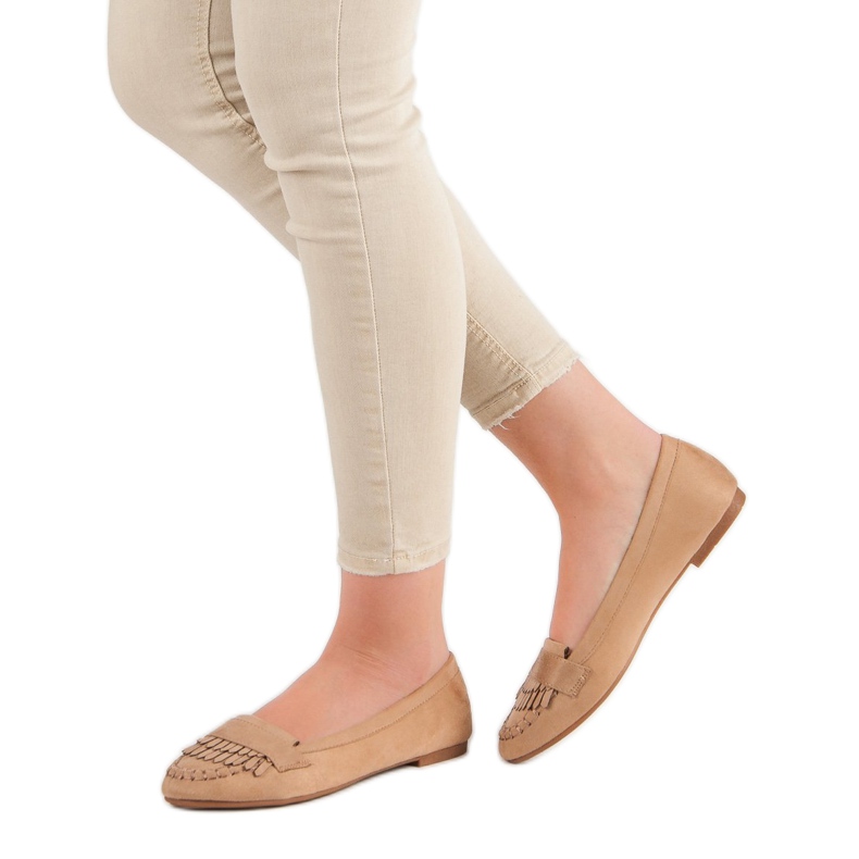 Small Swan Mocassins classiques beige foncé 1