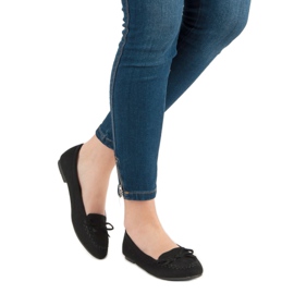 Small Swan Mocassins Noirs Avec Un Noeud 1