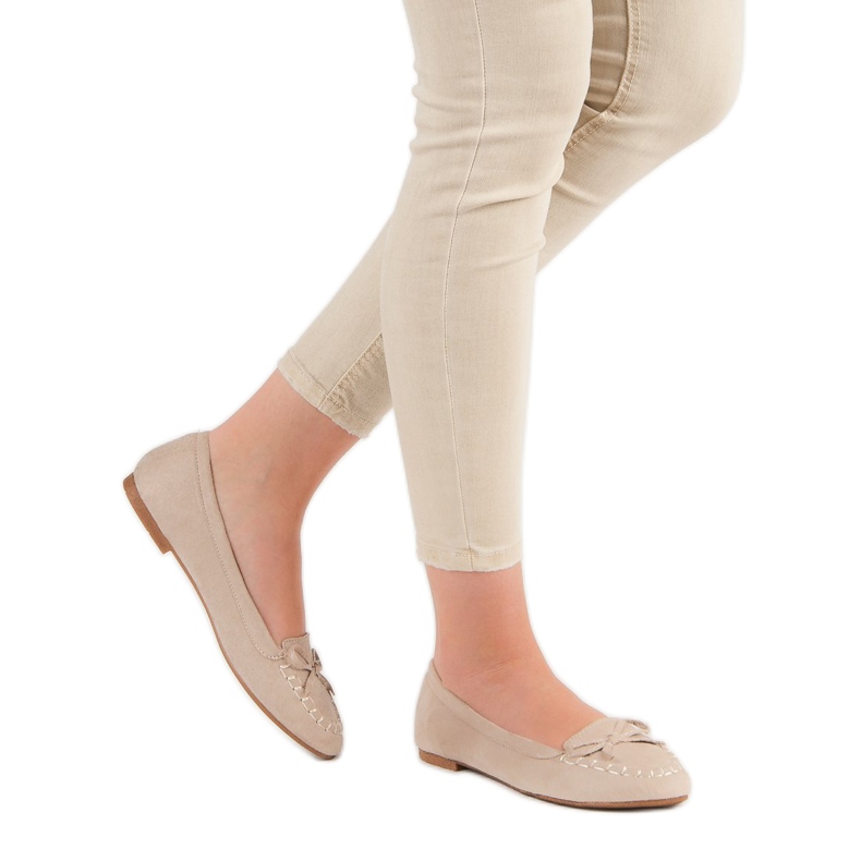 Small Swan Mocassins beige clair à nœud 1