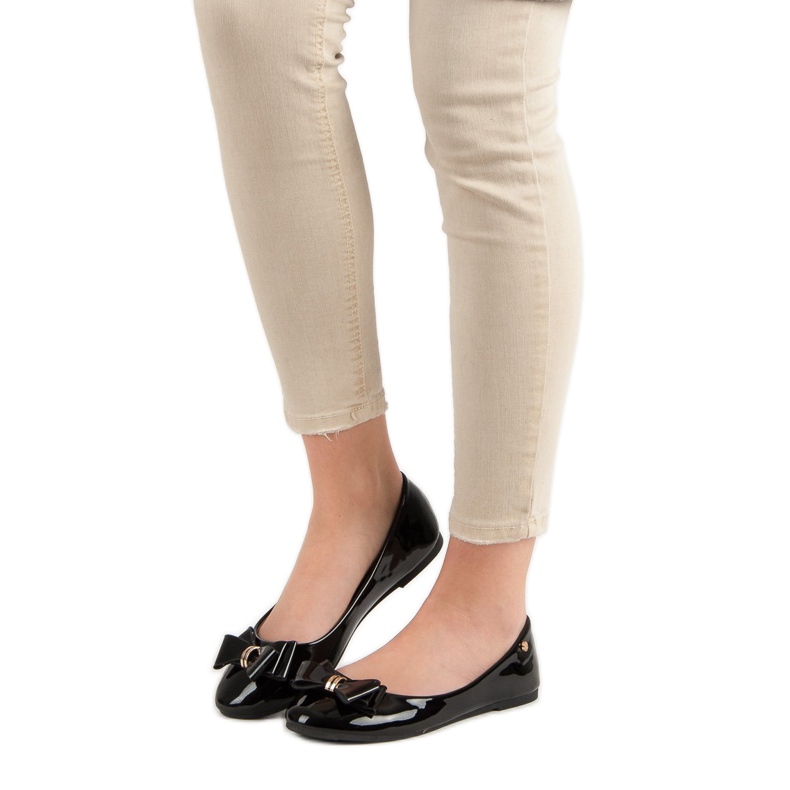 Ballerines laquées à nœud VINCEZA noir 2