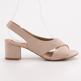 Kylie Sandales beiges en daim 3
